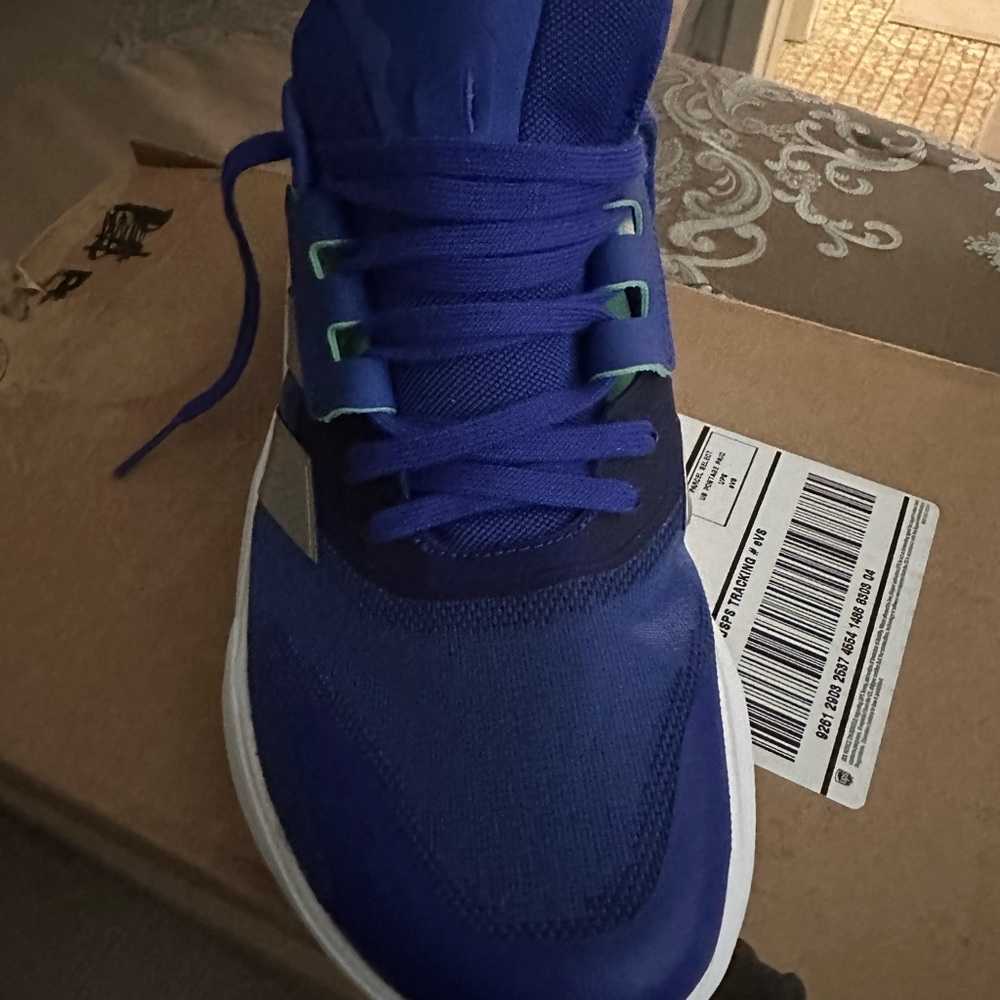 Men’s Adidas sneakers